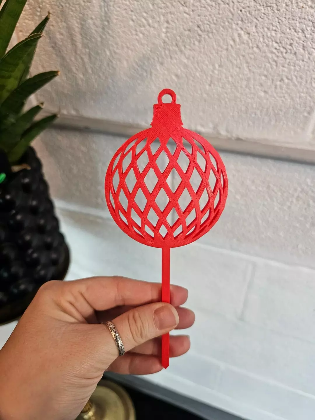 Red Ornament PF thumbnail