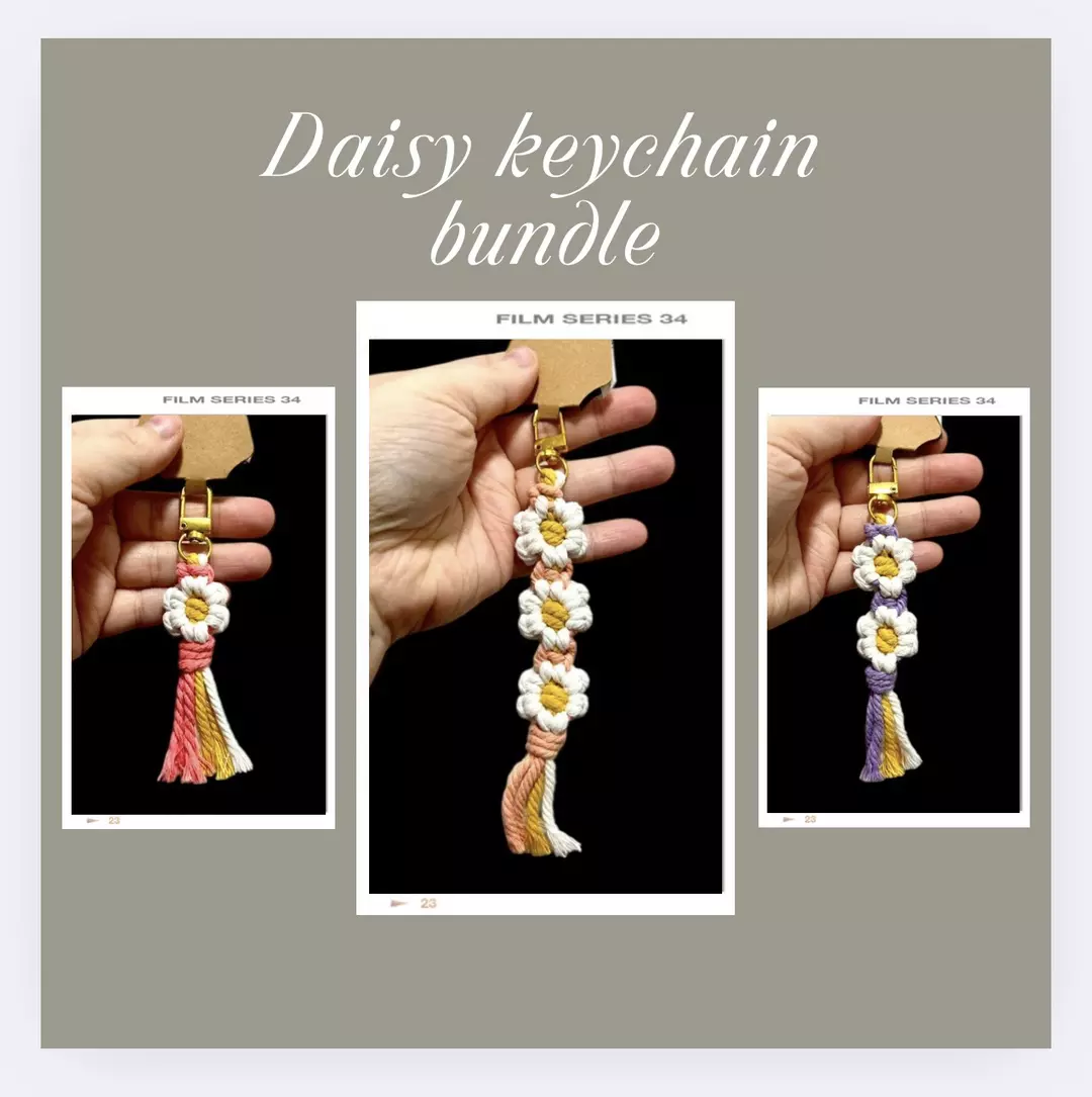 Daisy keychain bundle thumbnail