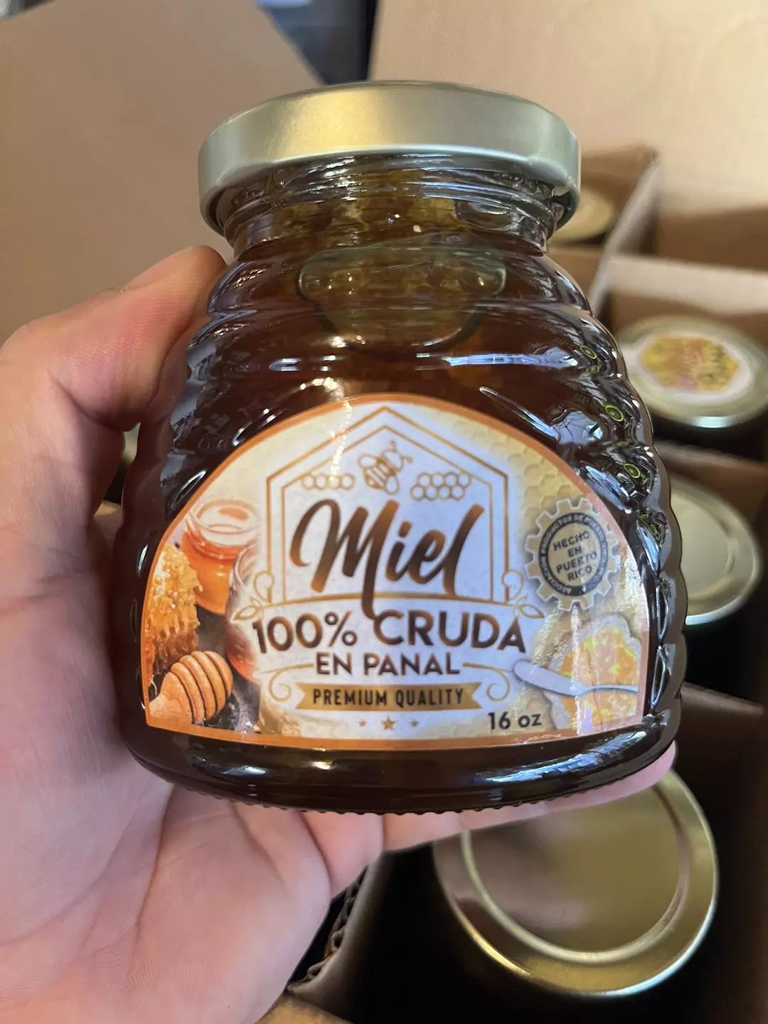 Yauco Artisan Honey with Natural Honeycomb thumbnail