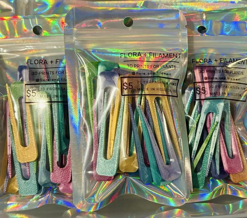 🐣🌱20 pack of prop pins- 🐣Spring Garden🌱 thumbnail