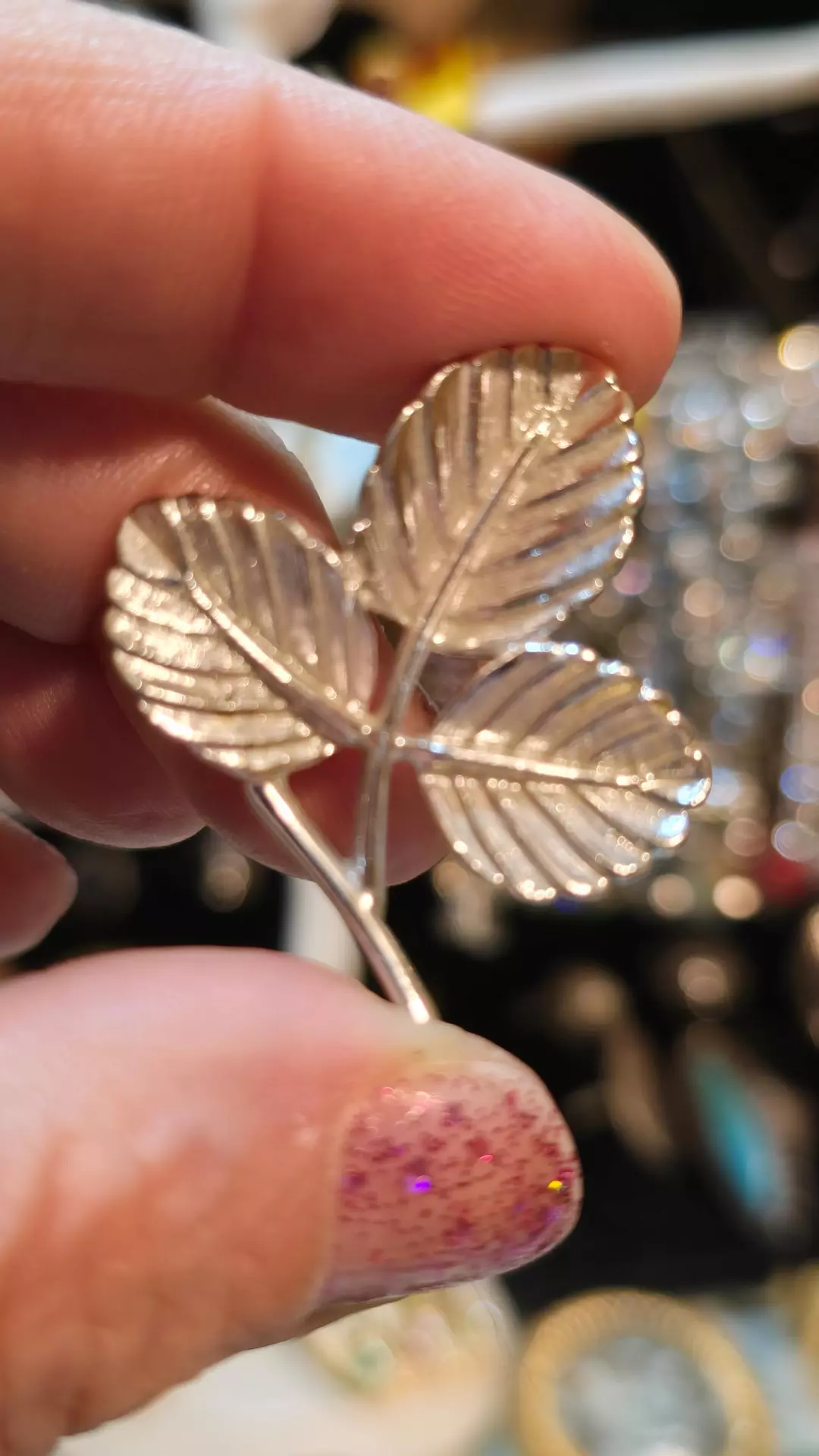 Vintage Brooch Silverstone  thumbnail