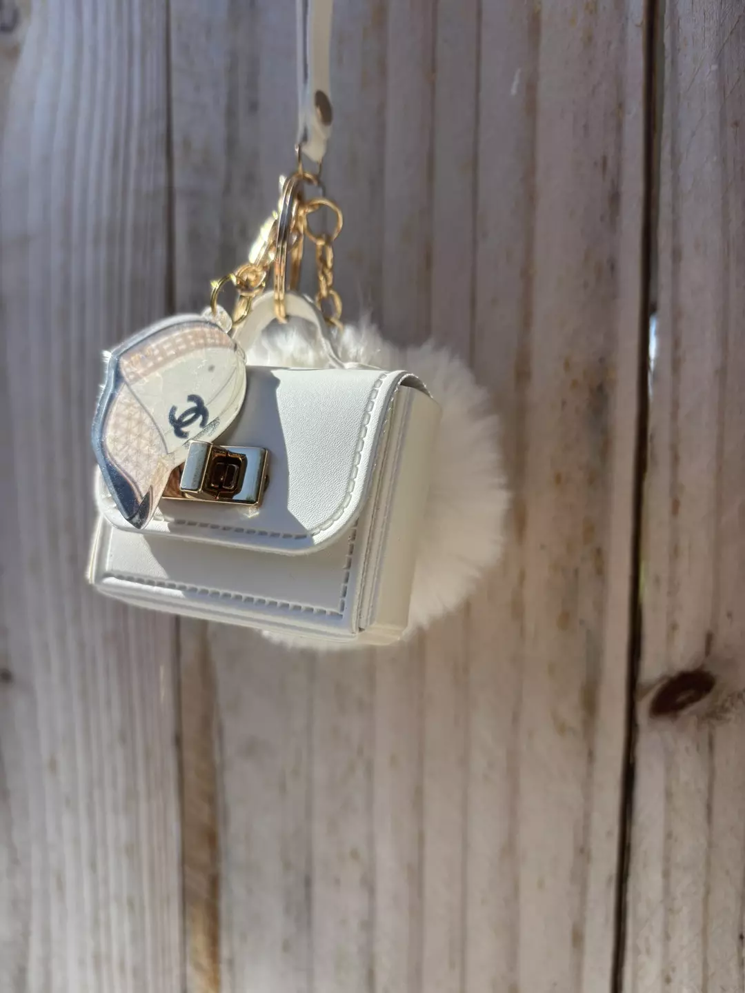 White purse, CC keychain thumbnail