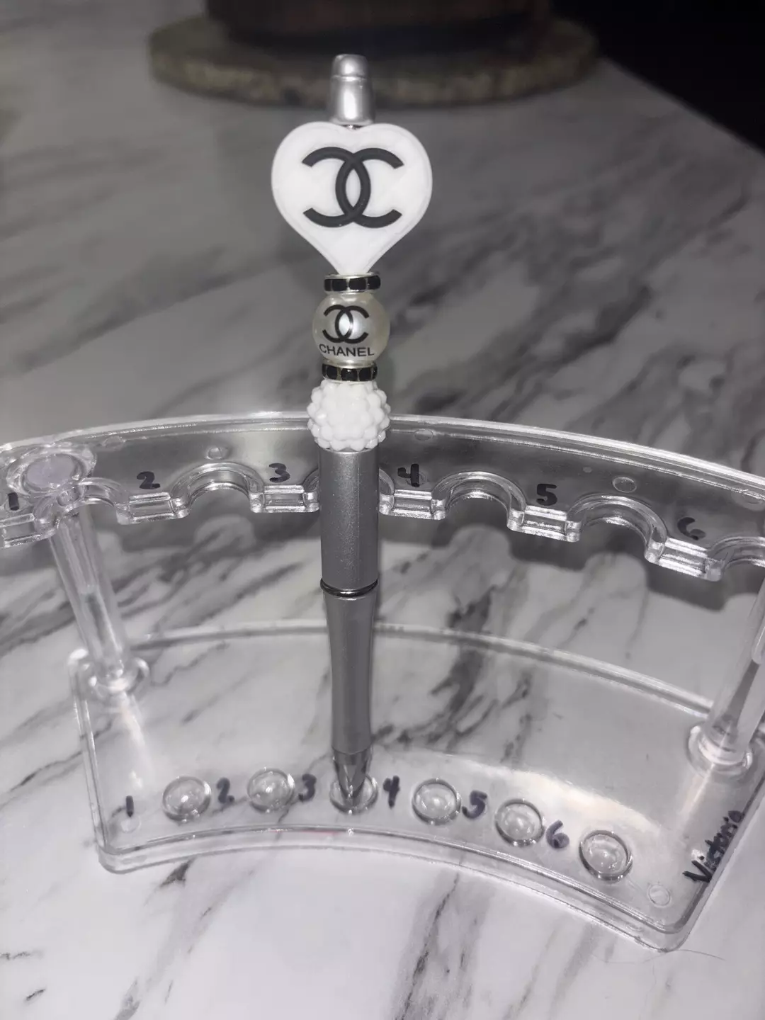 Silver c pen thumbnail