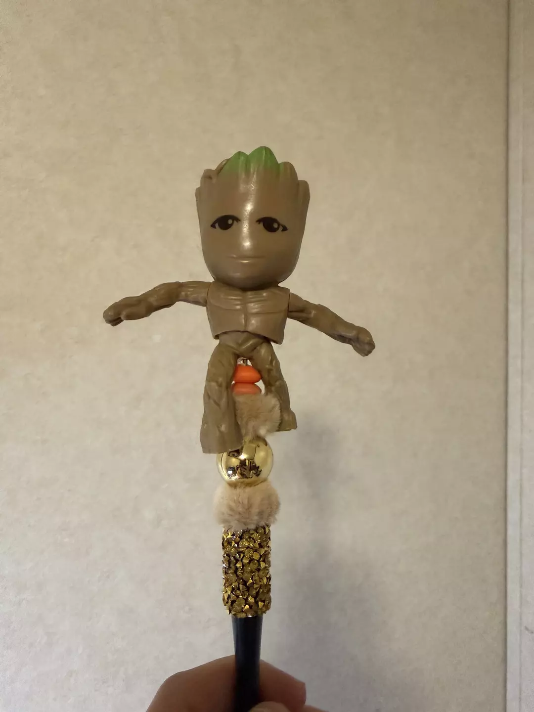 Large moving Arms Groot Pen thumbnail