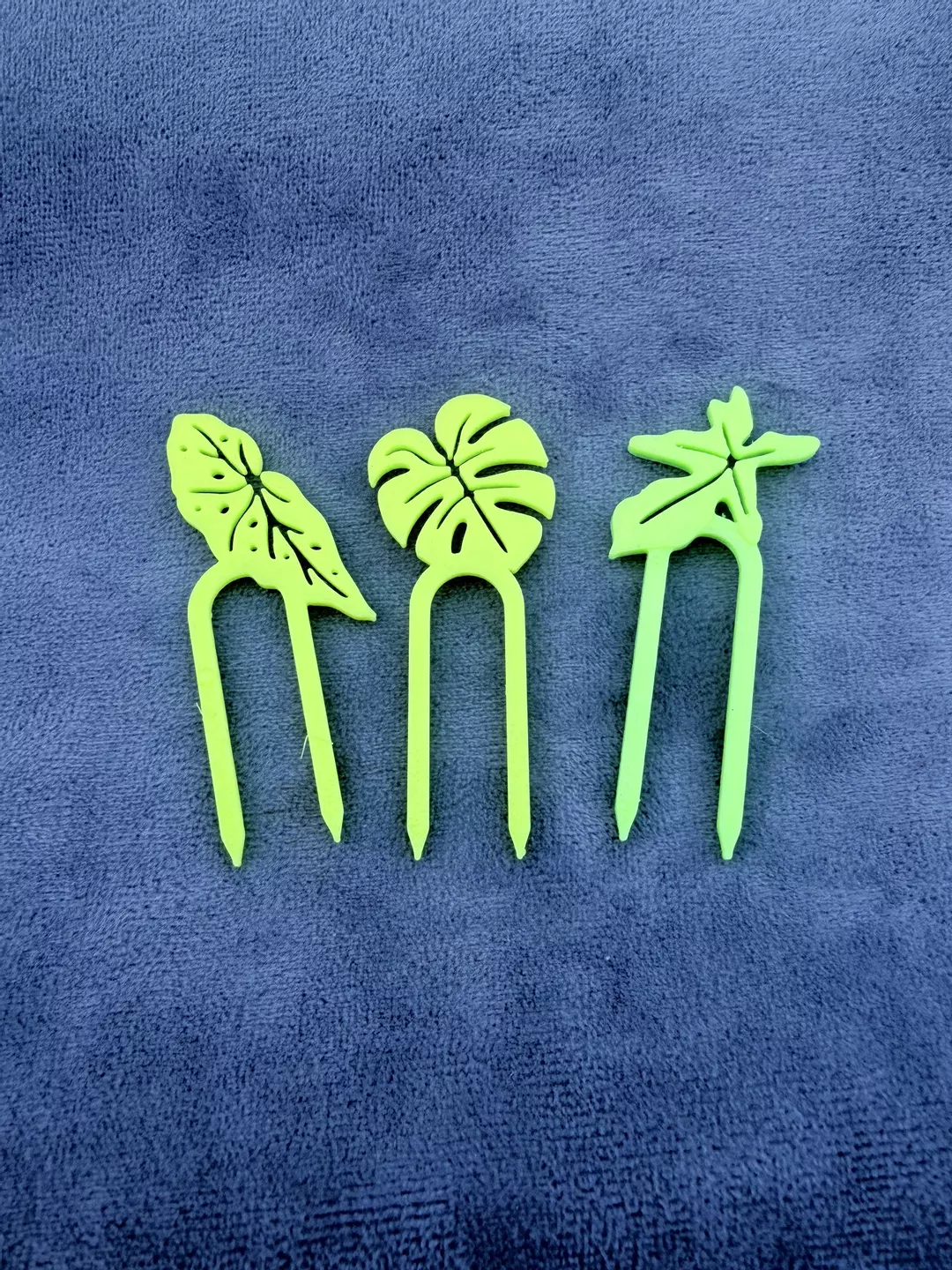 Plant stakes/propagation pins set of 15 thumbnail