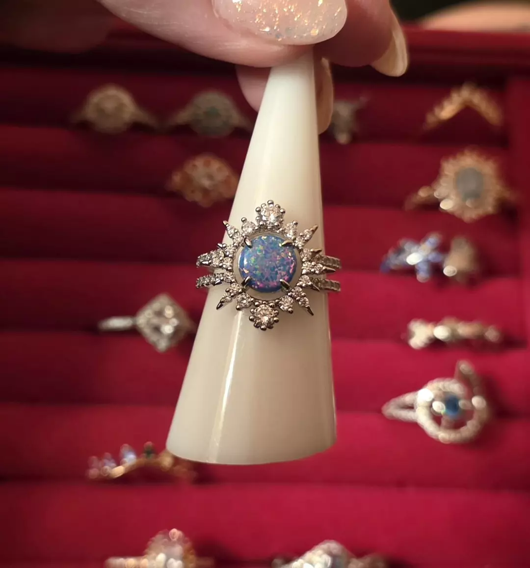 BP Lab Fire Opal-Size 7 thumbnail