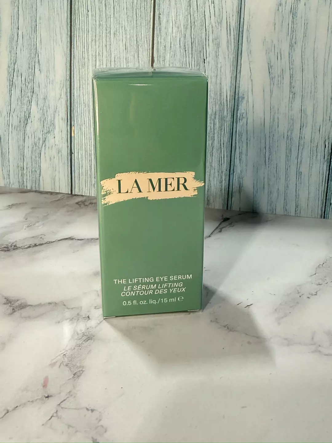 La Mer The Lifting Eye Serum thumbnail