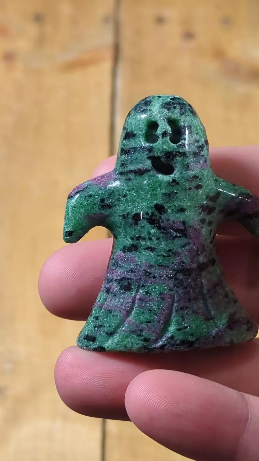 Ruby Zoisite (UV) Ghost ~88 Grams Was $15 thumbnail
