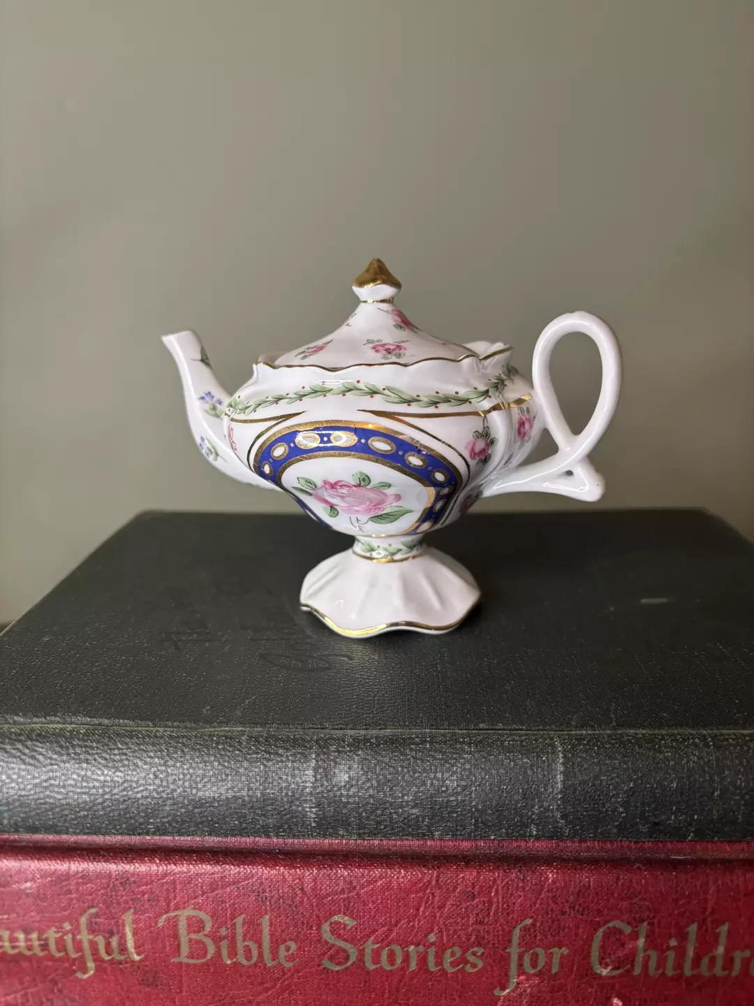 Vintage Mini Teapot  thumbnail