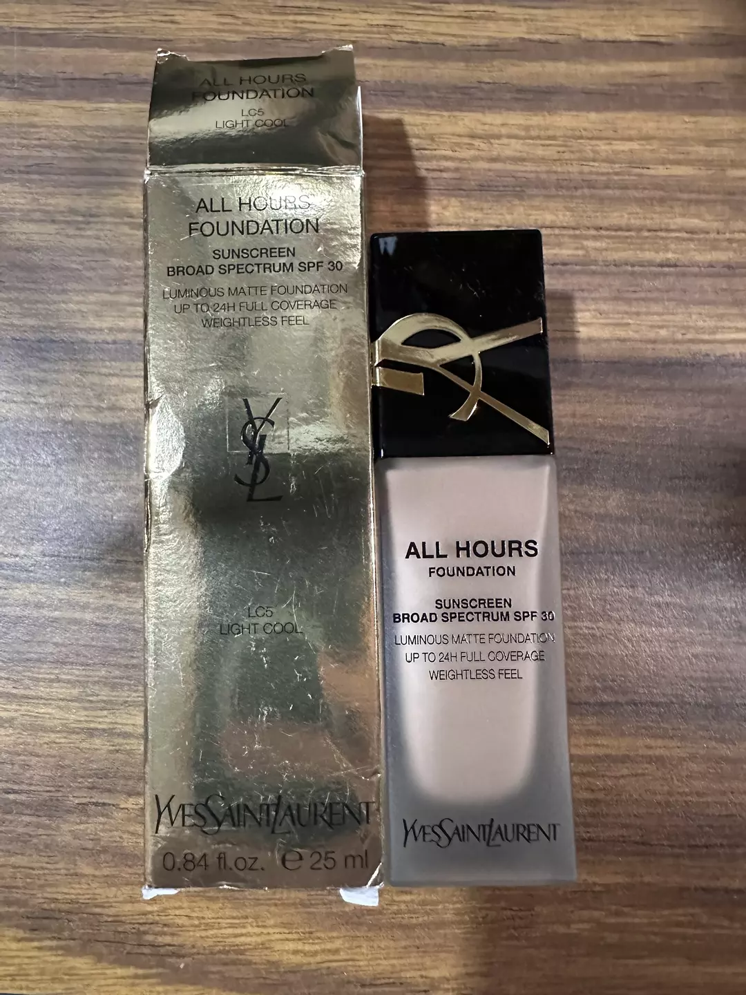 YSL ALL HOURS FOUNDATION LC5 thumbnail