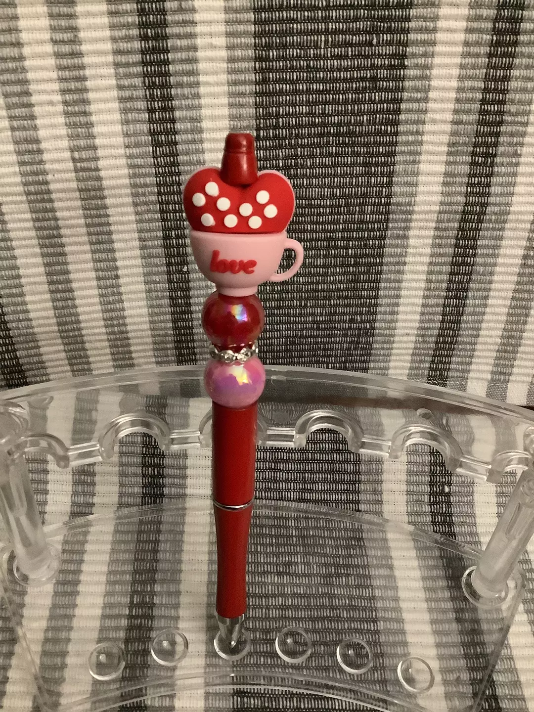 Pink cup of love thumbnail