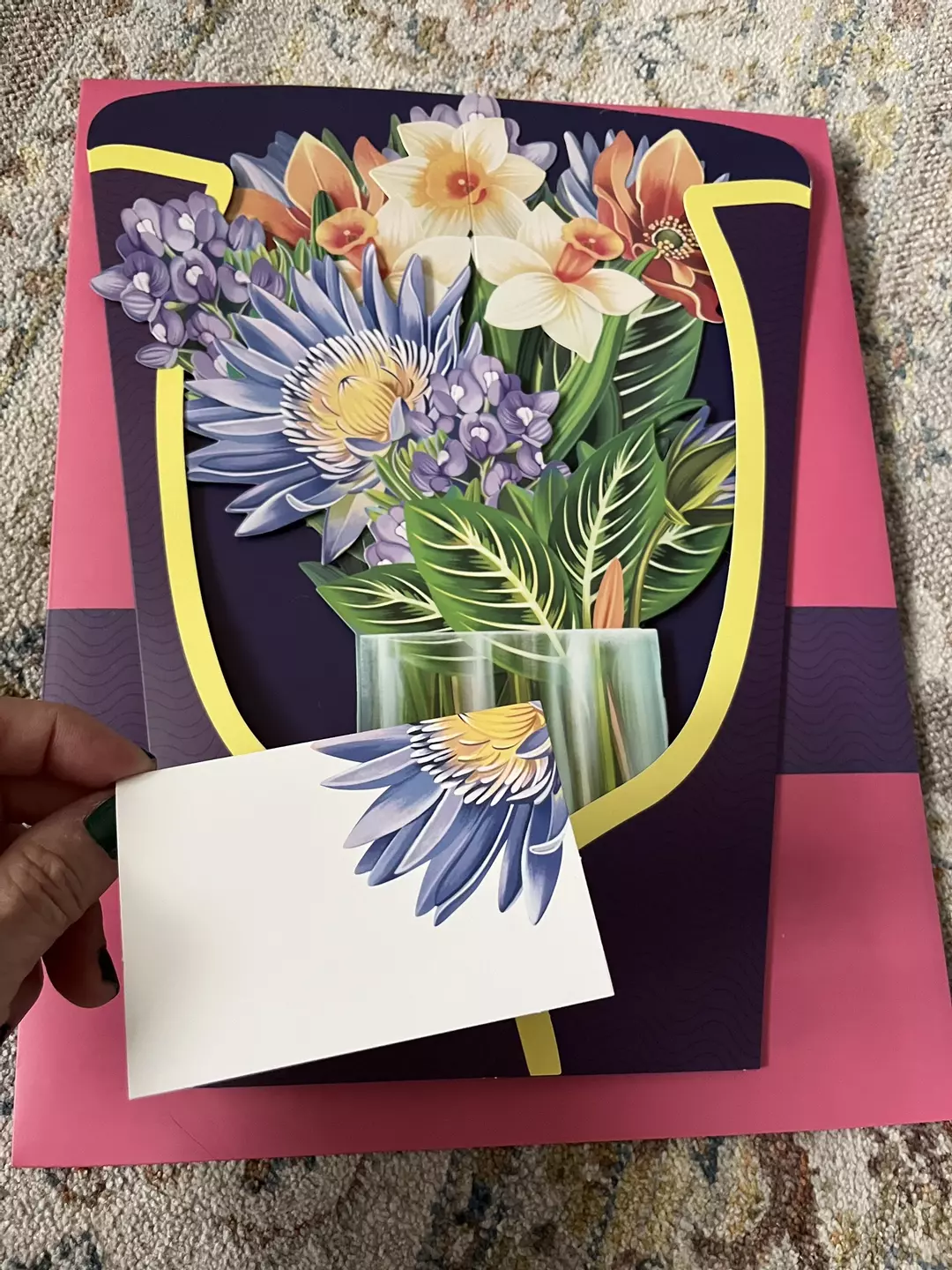 3D Pop-Up Flower Bouquet Greeting Card thumbnail