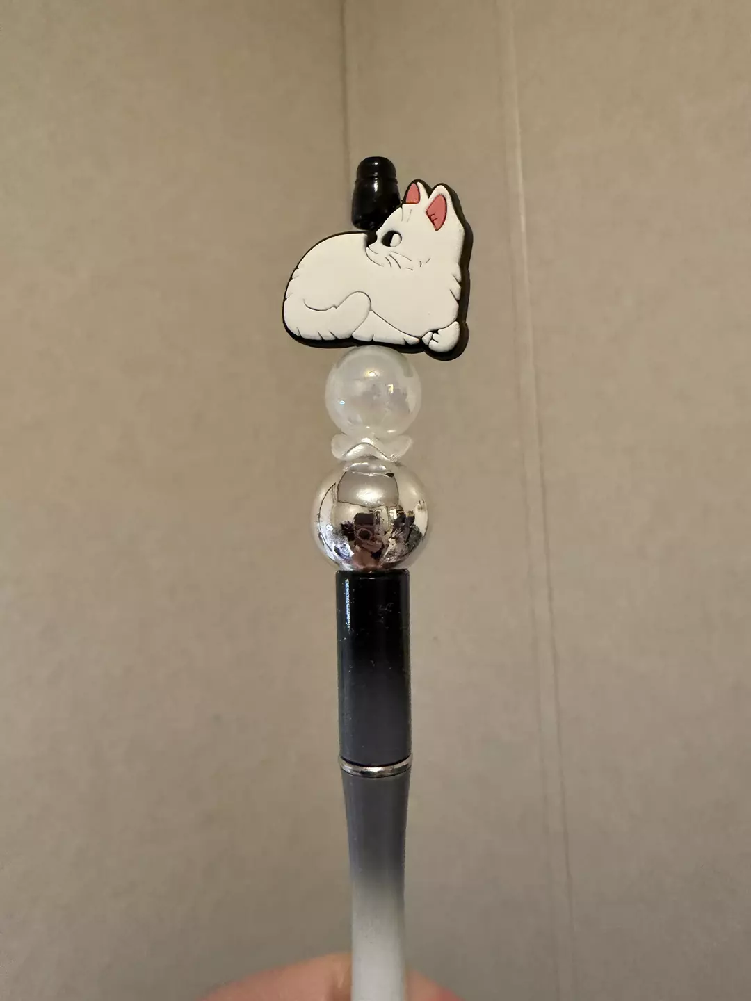 White Cat Pen thumbnail