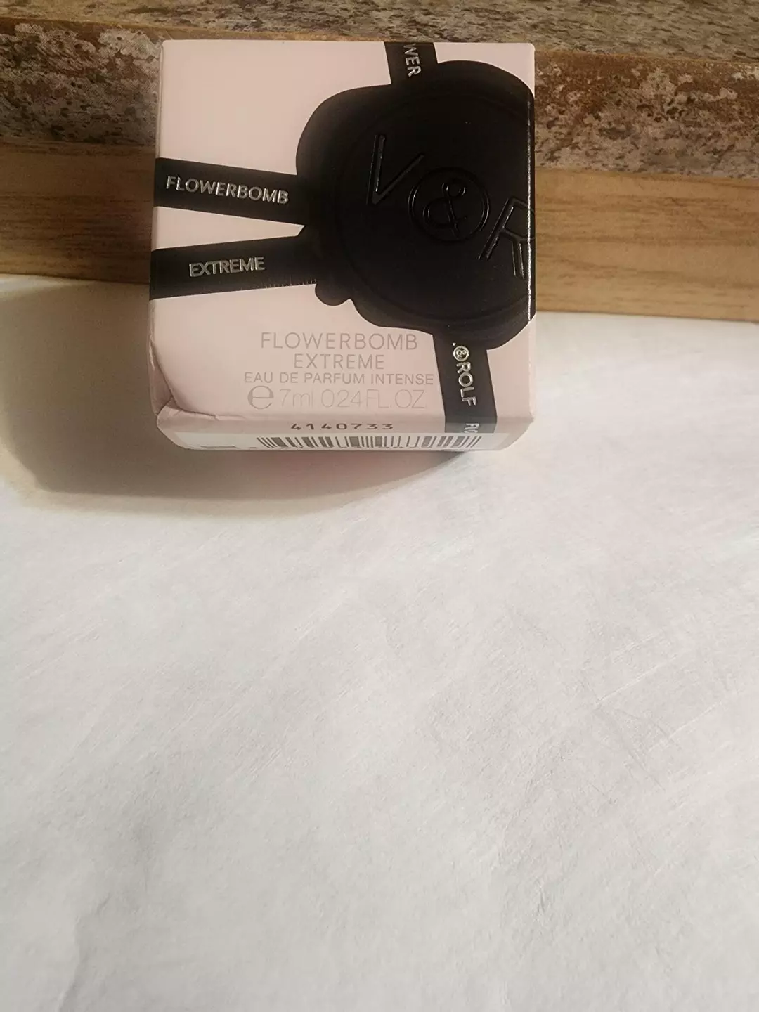 Viktor & Rolf Flowerbomb EXTREME 7ml msrp $30 thumbnail