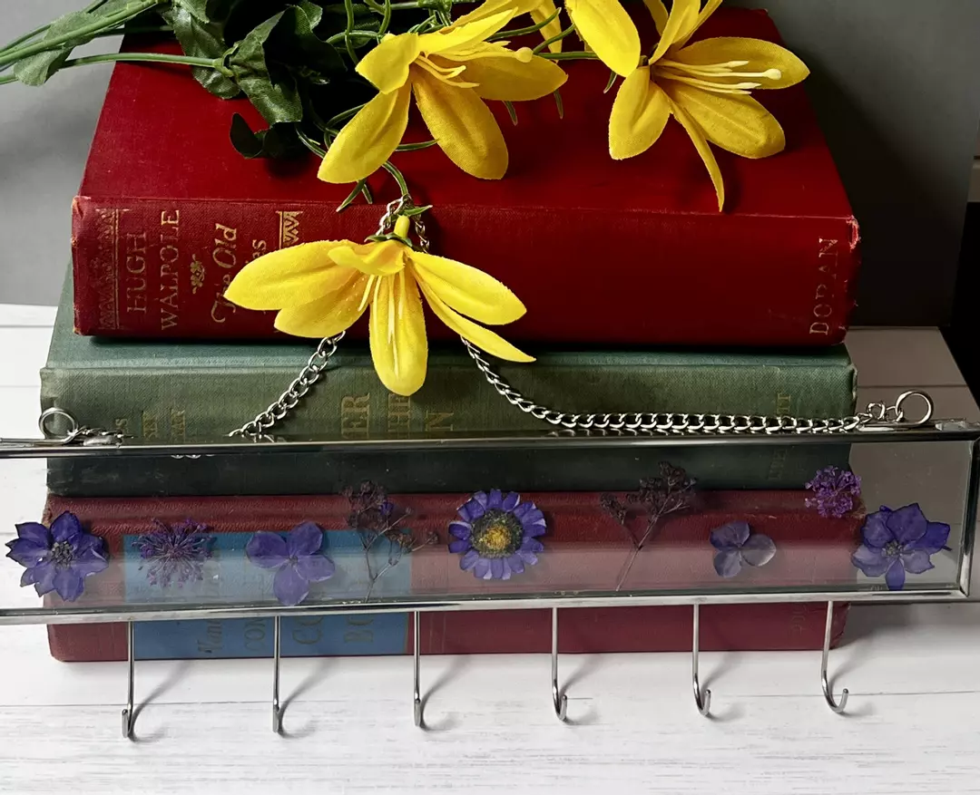 Rachel Zoe Flower Necklace Holder thumbnail