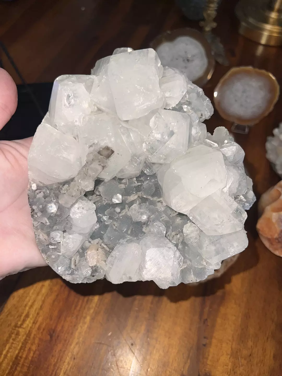 apophyllite big boy 790 gram thumbnail