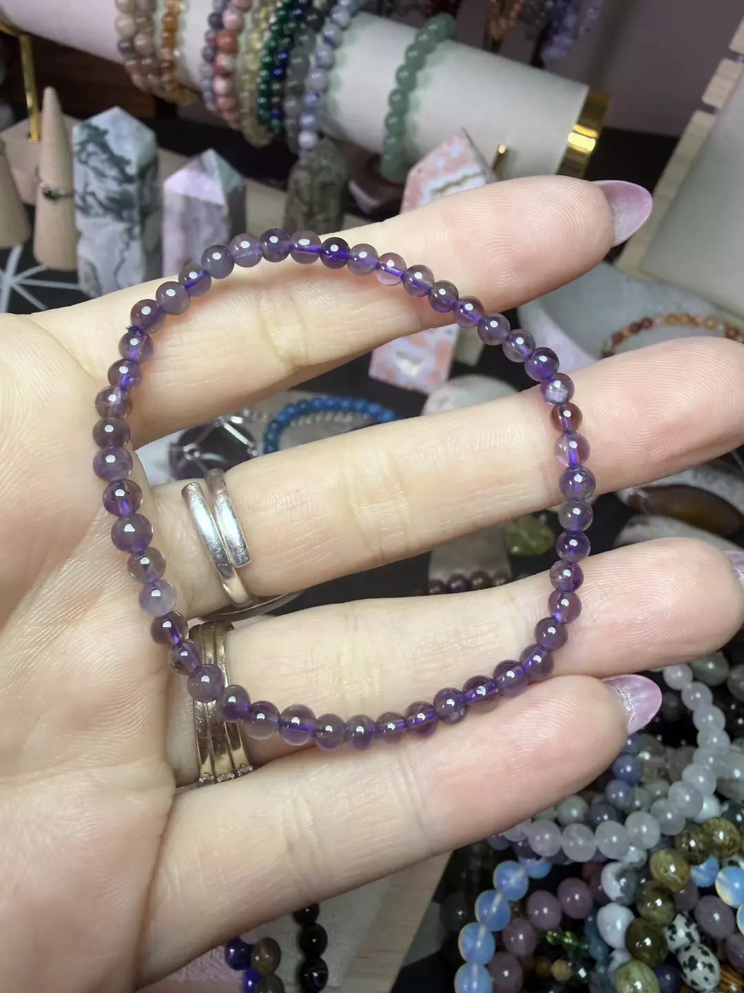 4mm amethyst thumbnail