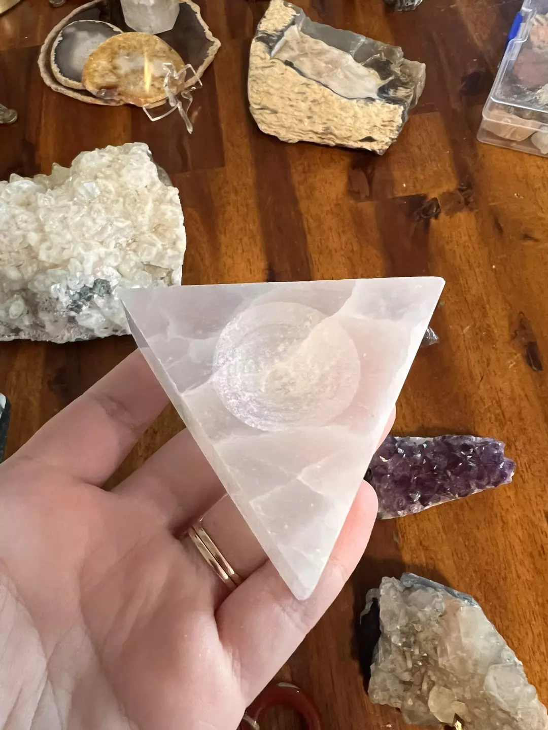 Selenite sphere stand thumbnail