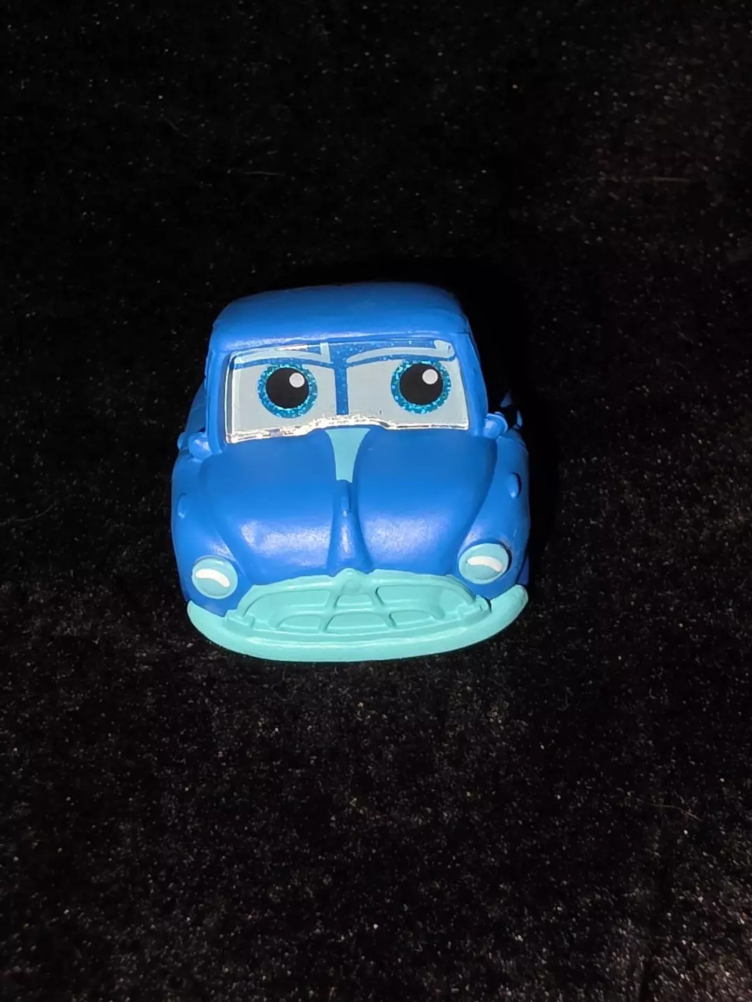 Doc Hudson - Disney Doorables Neon Pop - Cars thumbnail