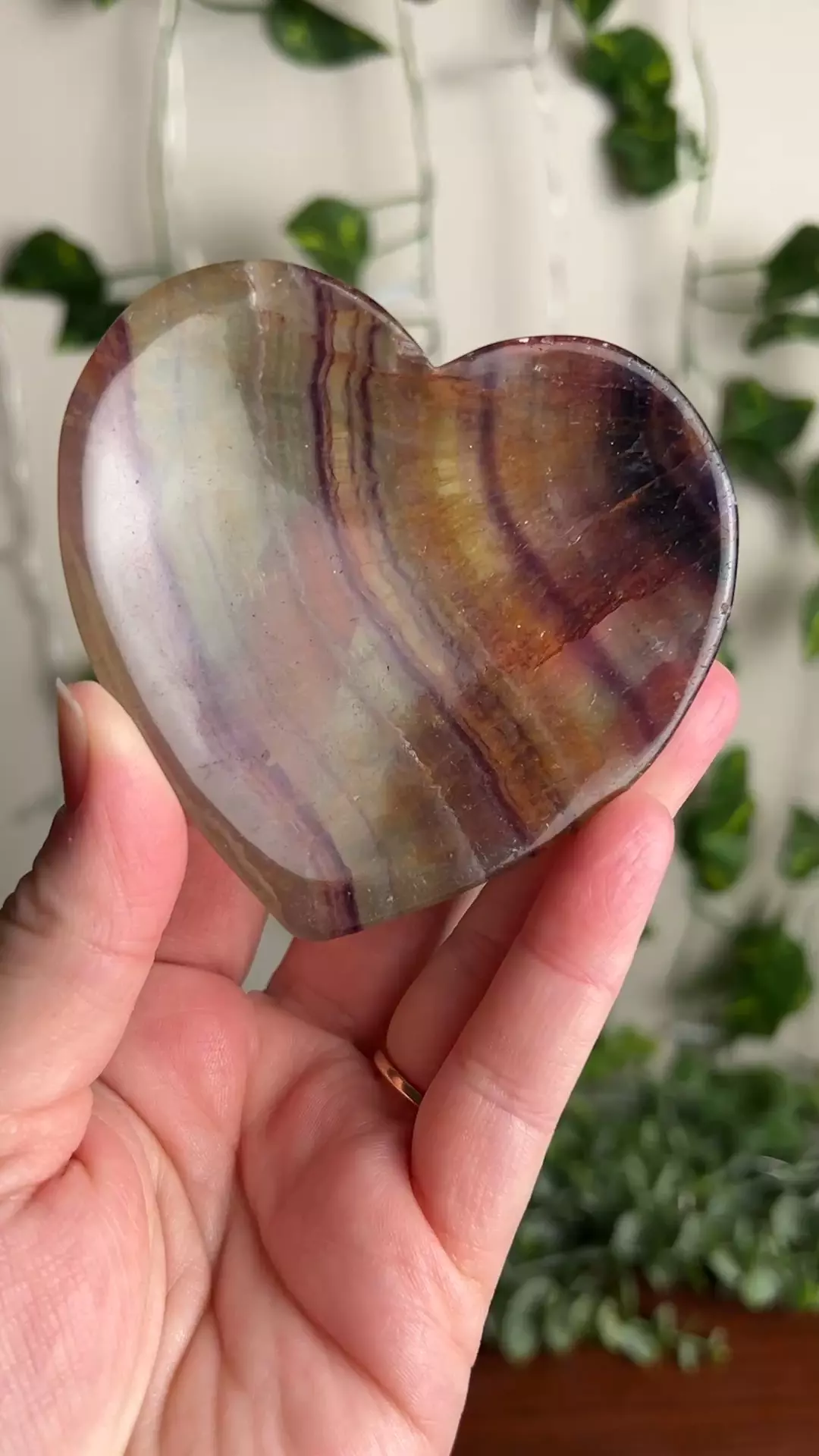 Fluorite Heart Dish thumbnail