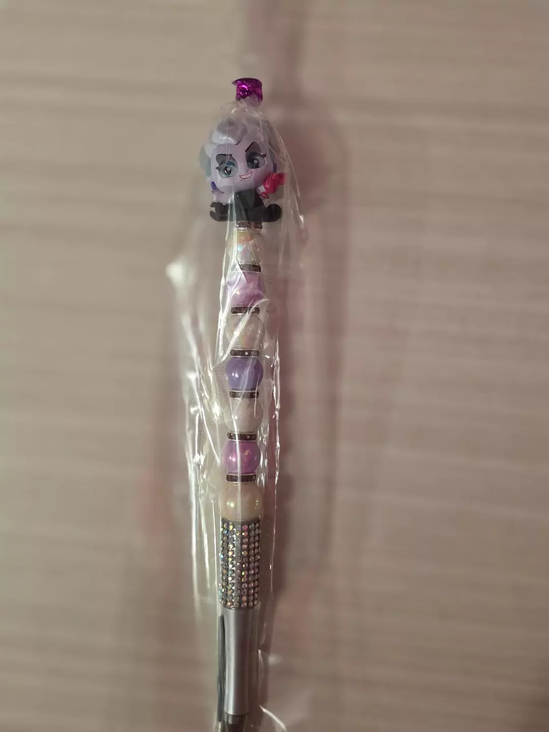 URSULA Pen thumbnail