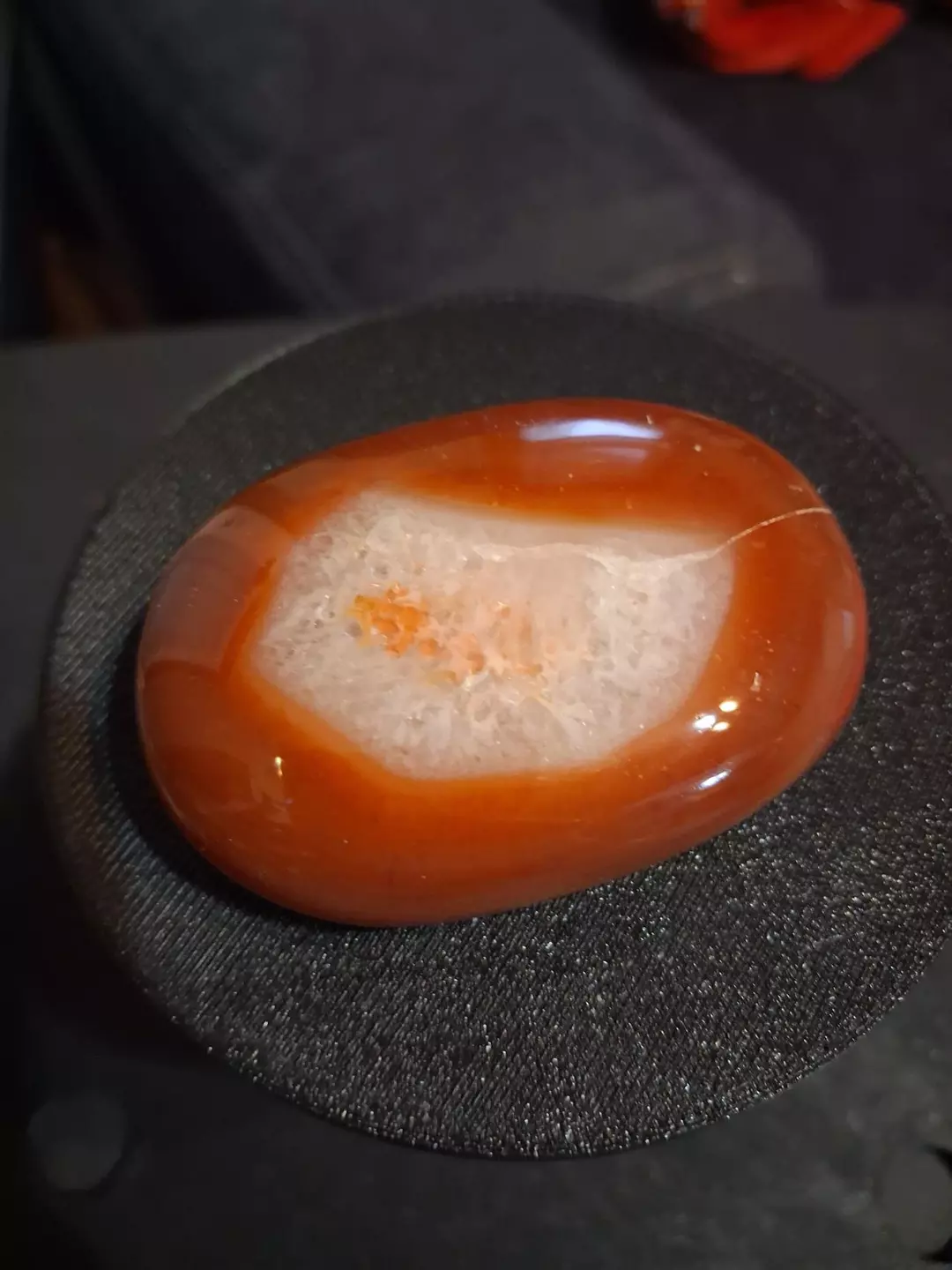 Carnelian palmstone  thumbnail