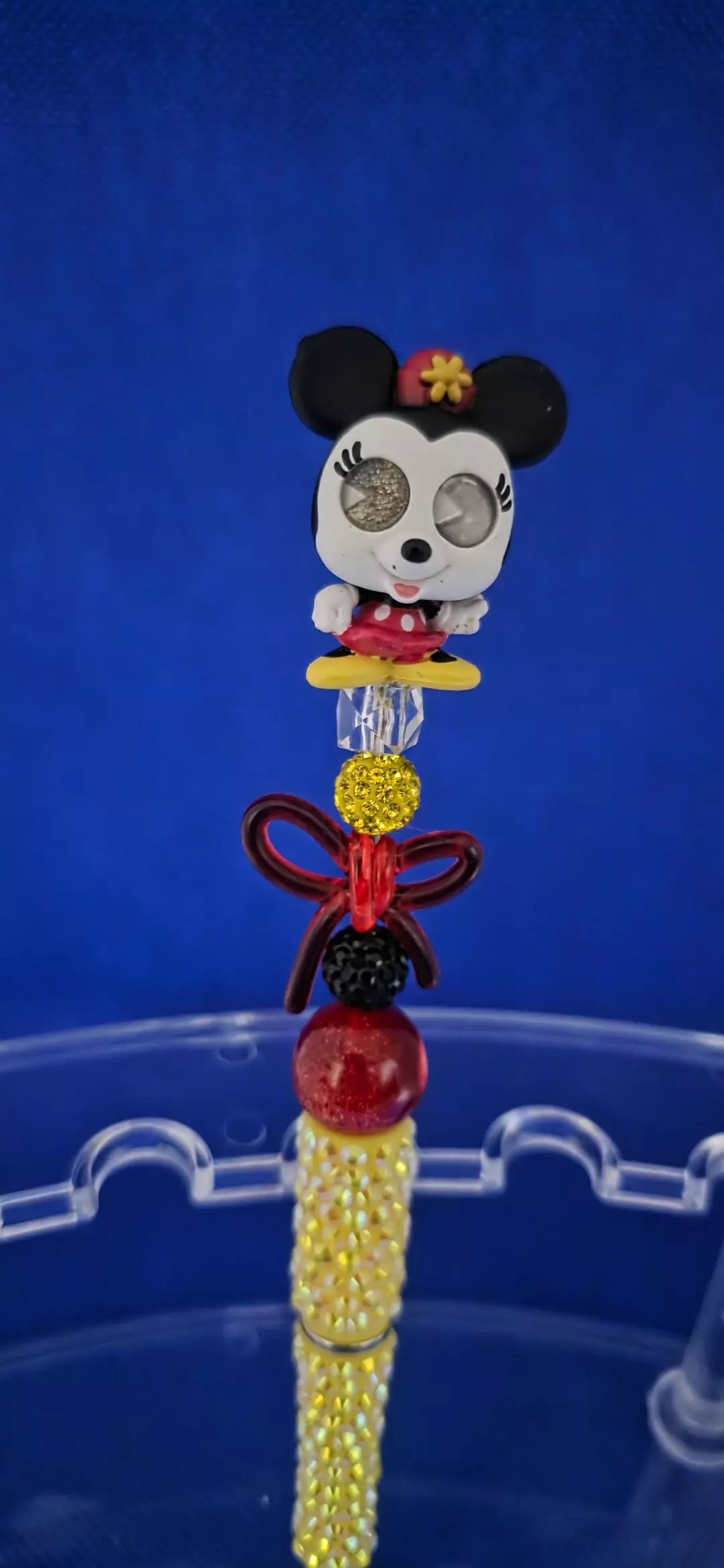 Retro Minnie thumbnail