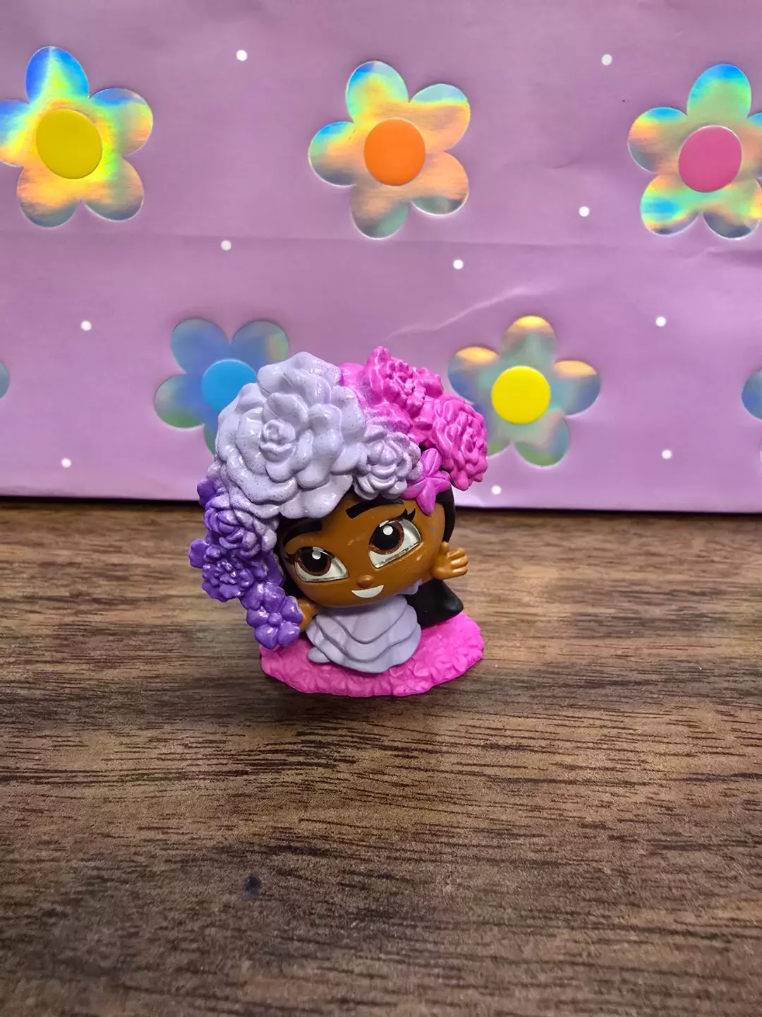 Isabella In Full Bloom Doorable thumbnail