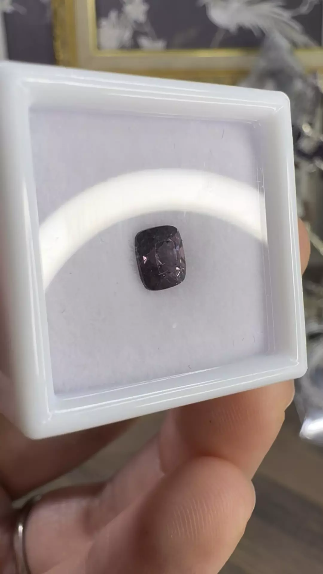 $13| Spinel #92 | 0.8 ct thumbnail
