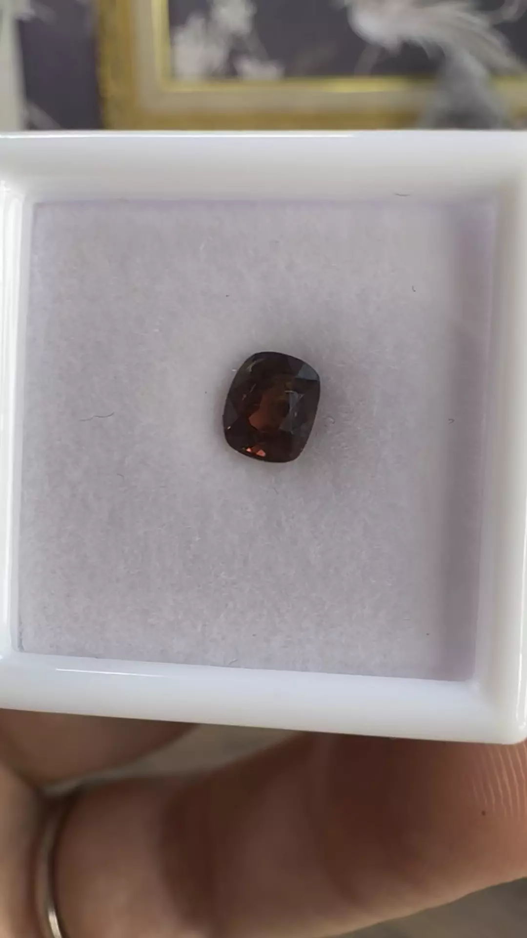 $11| Spinel #97 | 0.7 ct thumbnail